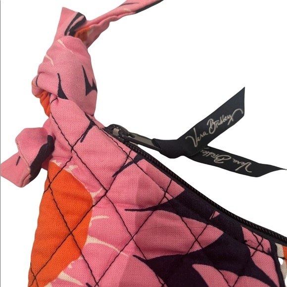 Vera Bradley Purse HOST PICk! - Picture 2 of 5